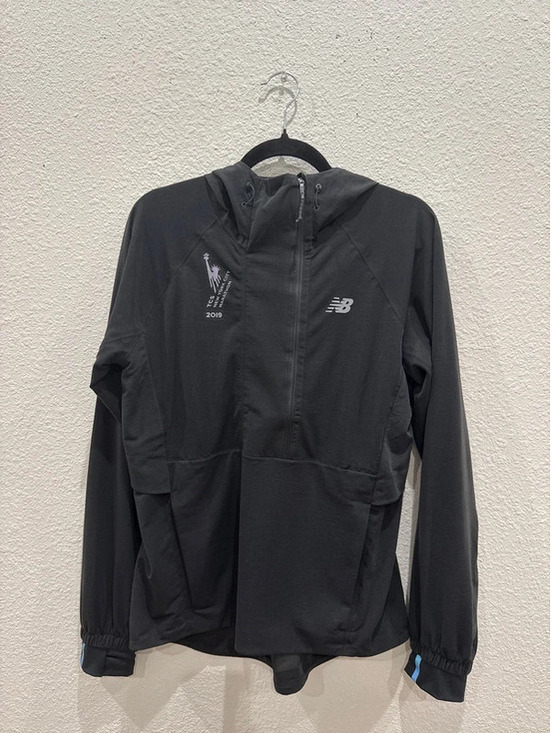 New Balance Jackets & Blazers - New Balance 2019 TCS New York City Marathon "Anticipate" Anorak Jacket